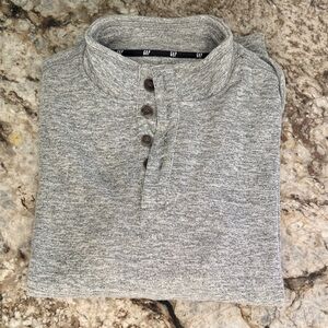 GAP Heather Gray Knit Sweater Pullover